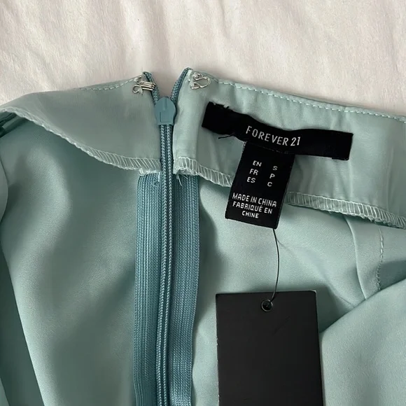 Skirt - Picture 4 of 4